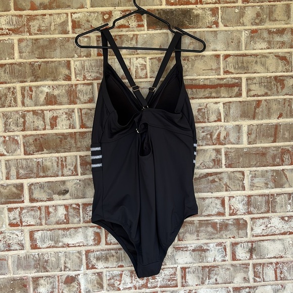 Land’s End Charcoal V-neck Embroidered Crisscross One Piece Swim Suit - Picture 3 of 7
